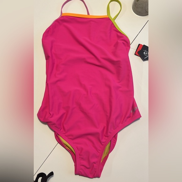 SOLD Youth one piece bathing suit size 16 speedo hot pink - Picture 6 of 9
